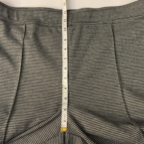 Loft Women's Houndstooth Pintucked Pull-On Flare Pants Size XL High Rise - Picture 9 of 14